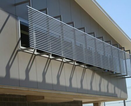 Lam chắn nắng 132S 3 Lam chan nang 132S–Sun Louver08 600x365 1