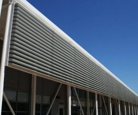 Lam chan nang dau dan Aerobrise–Sun Louver Austrong09 600x373 1