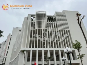lam chan nang hinh hop 1