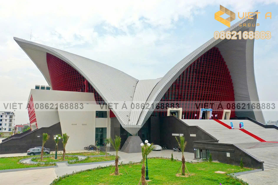 Trần nhôm C300 - Cung triển lãm tại Tỉnh Bắc Giang