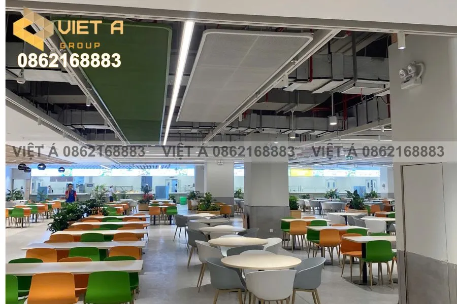 Thi Công Lam Nhôm Trang Trí Và Trần Nhôm Lưới Tại Nhà Ăn Goretek Bắc Ninh Giai Đoạn 2 19 Kết Hợp Nhôm Trang Trí Và Trần Nhôm Lưới Tạo Không Gian Thoáng Mát