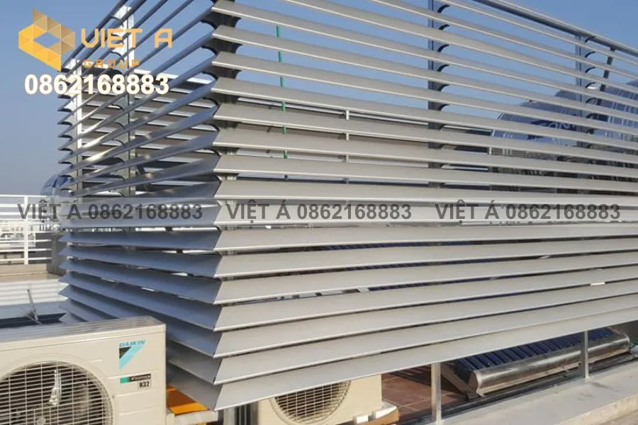 Cận cảnh lam chắn nắng nhôm mặt dựng tại Hà Nội