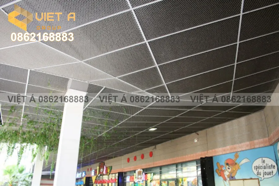 Trần nhôm lưới bền bỉ, phù hợp mọi công trình
