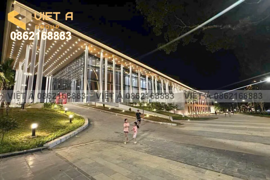 Bề mặt trần nhôm C300 phủ sơn tĩnh điện nhiều màu sắc