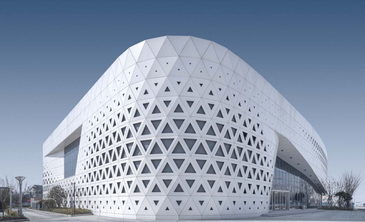 Các ứng dụng tiêu biểu của tấm ôp Facade nhôm trong kiến trúc 2026