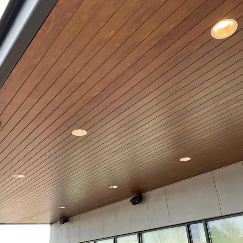 Trần nhôm vân gỗ là gì?