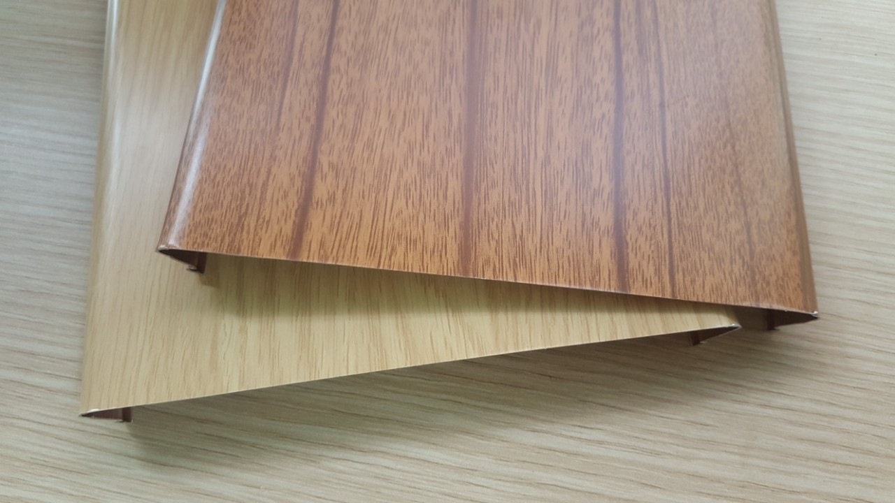 Các hệ trần nhôm vân gỗ phổ biến nhất năm 2026