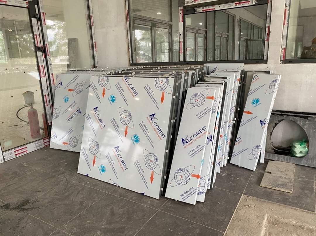 Tấm ốp nhôm alu Alcorest là gì?
