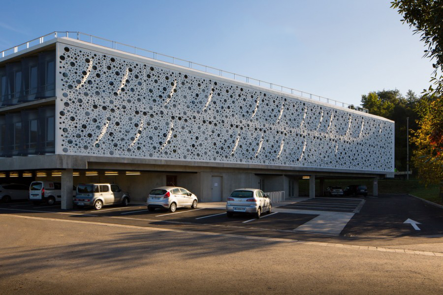 Tấm ốp nhôm cao cấp tại Việt Á Group