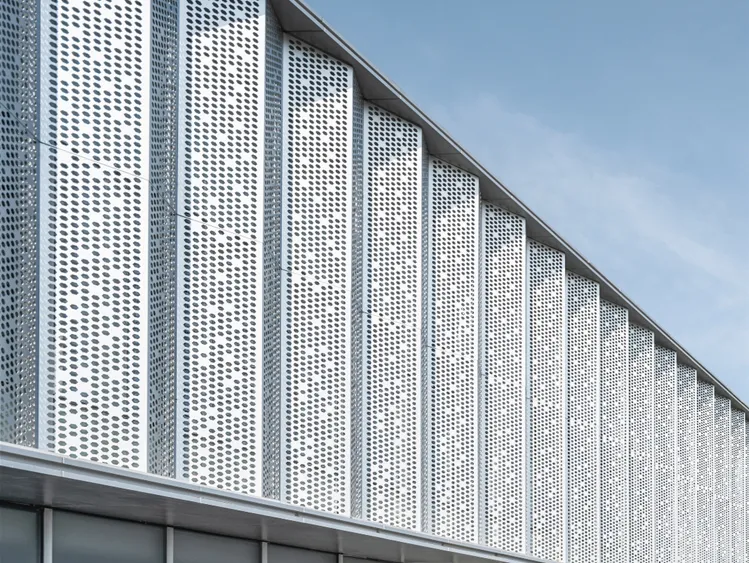 Nhôm Solid Facade là gì?